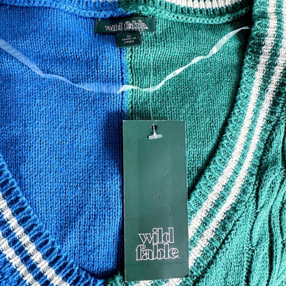WILD FABLE Oversized Cable Knit Colorblock Sweater Vest Size Medium NWT - Picture 5 of 5